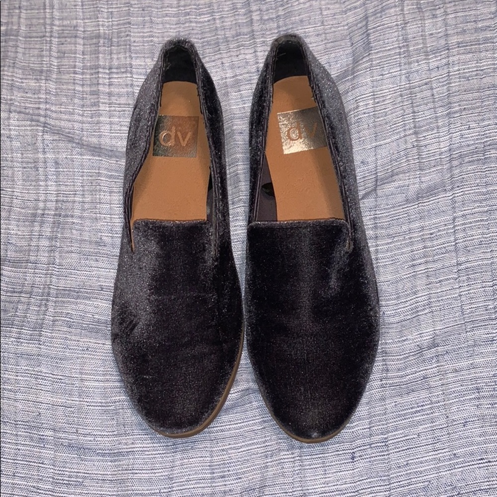 NWOT DV loafers